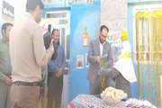 نواختن زنگ هفته ملی کودک در دبستان زینبیه شهرستان رزن